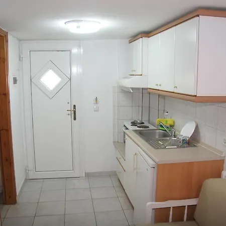 Apartment Neilis Siviri