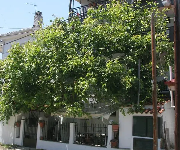 内里斯公寓 希维利